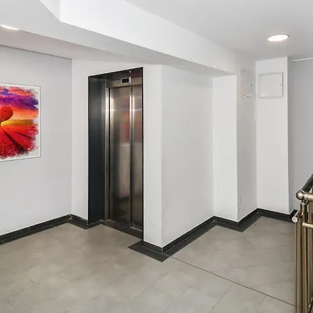 Armada 1br Apartament *